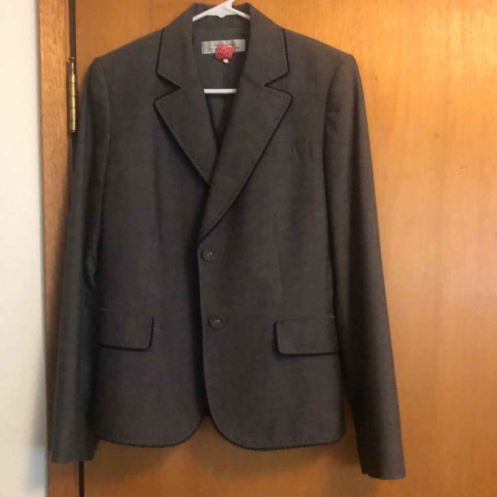 Size 8 Tahari Blazer with Skirt to match!